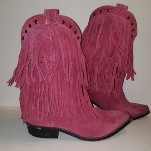 SHYANNE SIZE 4D PINK FRINGE LEATHER COWBOY BOOTS